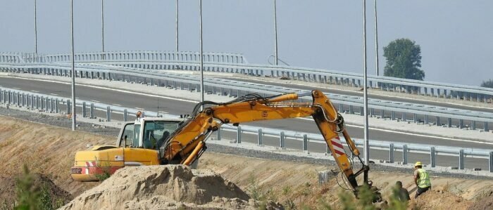 A12 Viareggio-Pisa Nord. Lavori sostituzione cuspide area di parcheggio