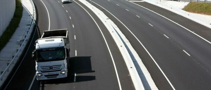 Fisco: al via le deduzioni forfettarie 2025 per autotrasportatori a 48 euro