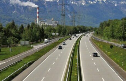 Brennero: stop al traffico pesante il 30 maggio, forti disagi per l’autotrasporto