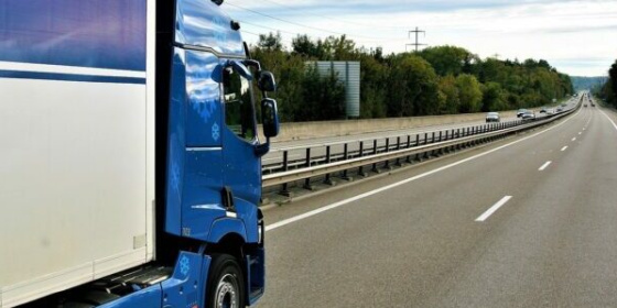 Comunicato stampa: Autotrasporto, al via il credito d’imposta e il tavolo permanente con il Governo. UNATRAS revoca definitivamente il fermo